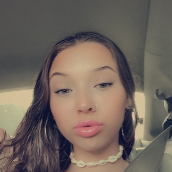 Meet your Posher, Bailey - Picture 3 of 4